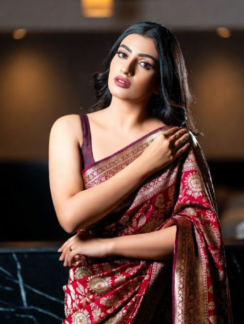 Nisha Agra Call Girl
